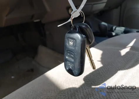 2003 Toyota Sequoia Sr5 V8 из США, поврежденный, VIN 5TDBT44A53S140251